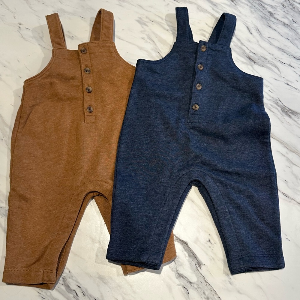 EUC Baby Old Navy Outfits 3-6 months Navy and Brown